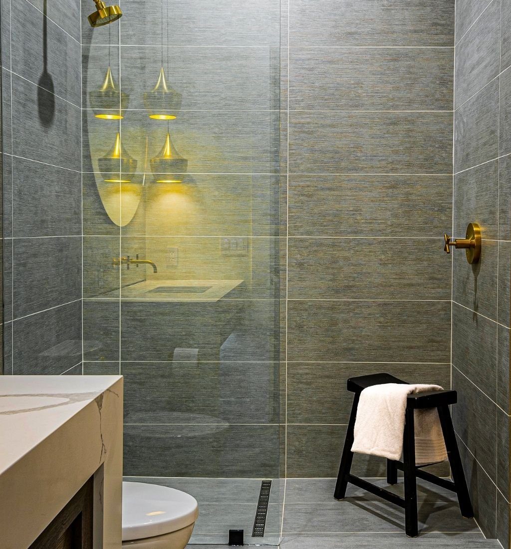 bathroom fitters TW1 3SU